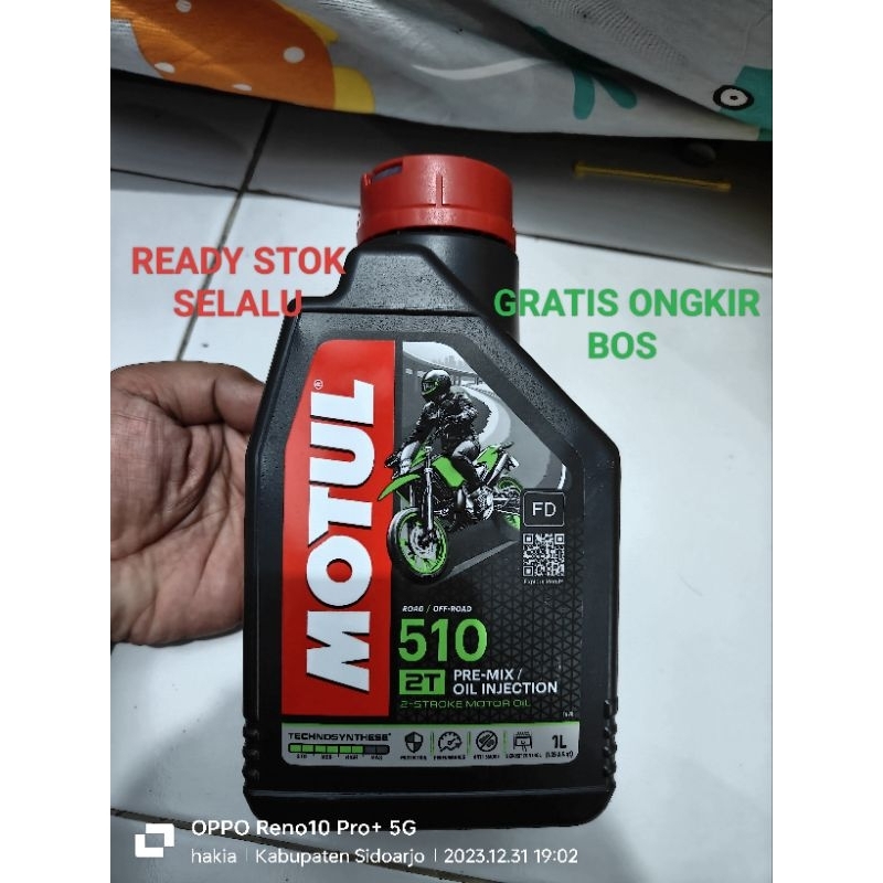 Motul 800 2T Factory Line 100% Synthetic Off Road 2-Stroke Engine Oil 4L -4  Pack