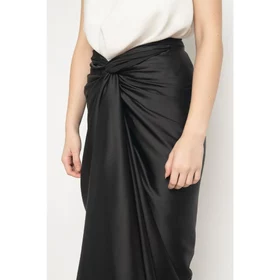 Size L XL Rok Lilit Satin Velvet Rok Lilit Polos