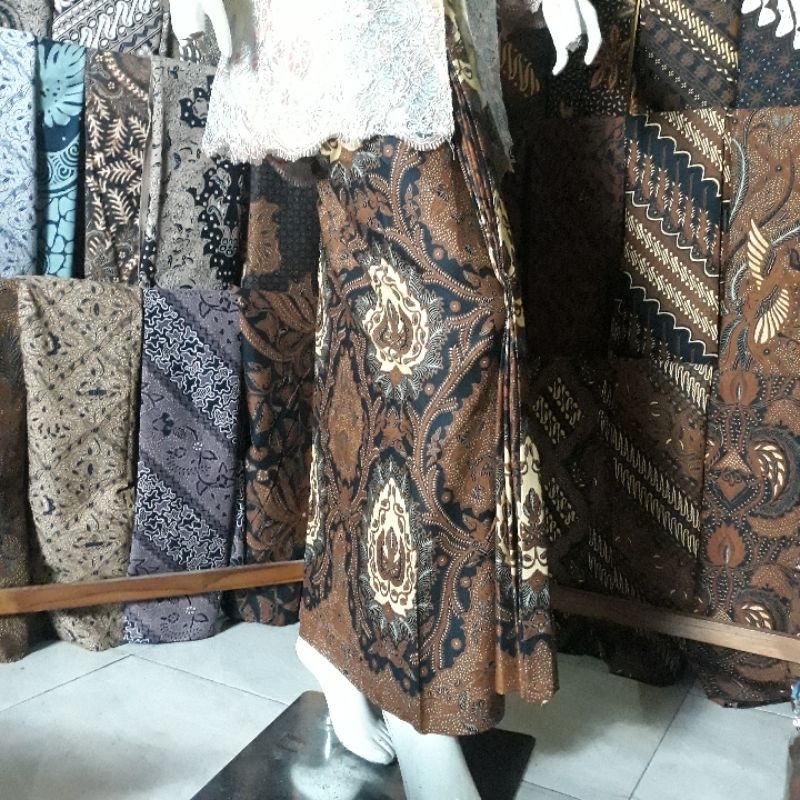 Jual Kain dan Rok Jarik Batik Motif Bokor Sogan Solo Bawahan Kebaya ...
