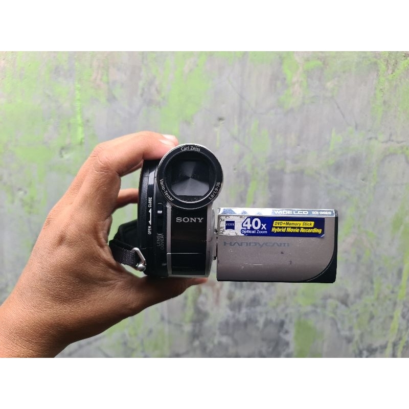 Jual Handycam Hybrid Sony DCR-DVD610 Zeiss Optic | Shopee Indonesia