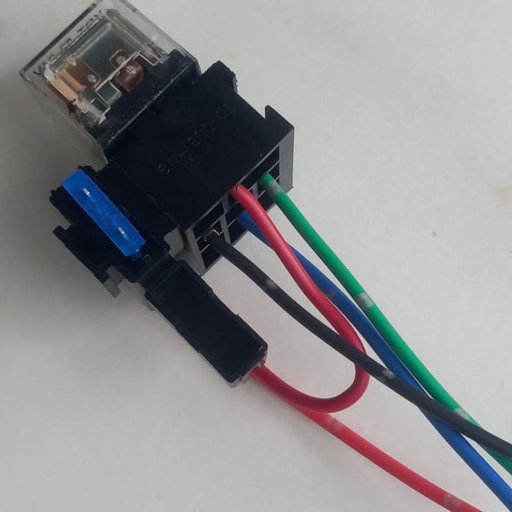 Jual Mengemudi dengan Kepercayaan Diri Paket relay transparan 12v dan ...