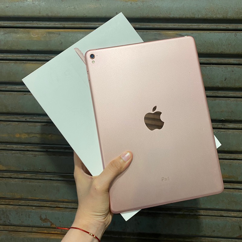 Jual Ipad Pro 128gb wifi second bekas pakai normal fullset 9.7 inch