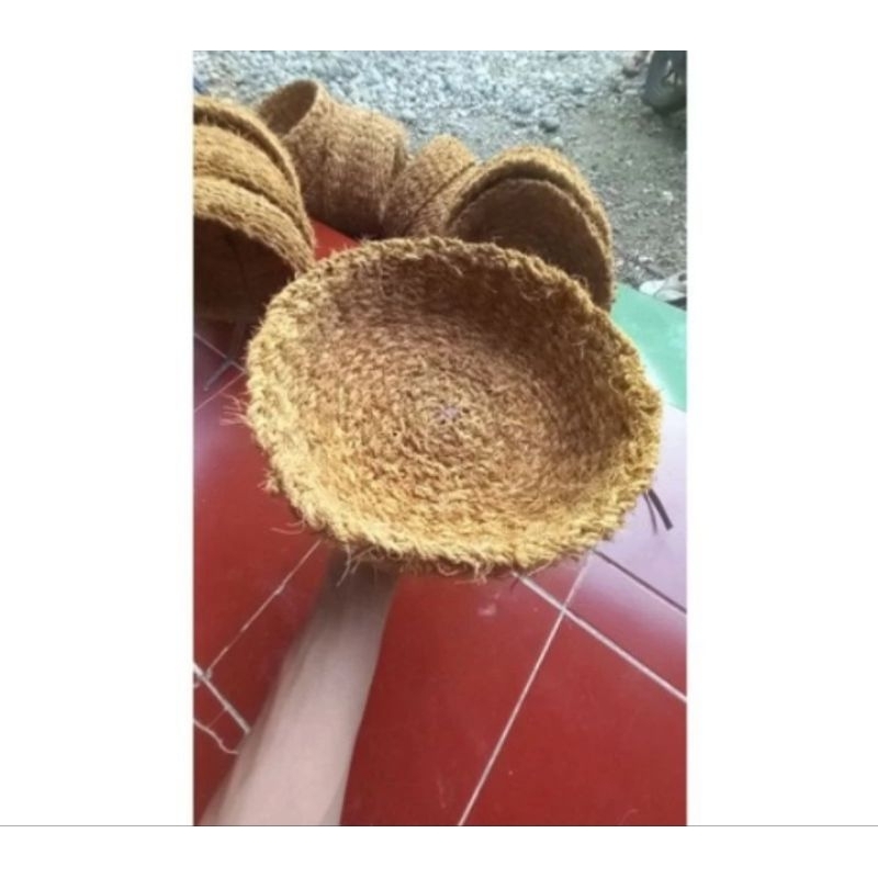 Jual Tarangan susuh sarang ayam dan unggas anyaman tali serabut kelapa ...