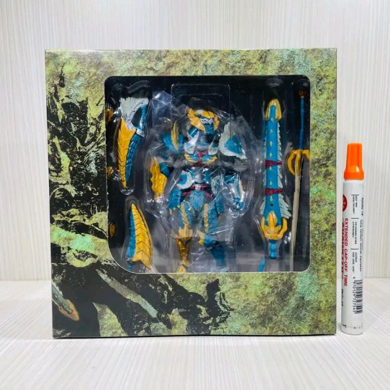 Jual mainan action figure Revoltech Monster Hunter Lagiacrus ...