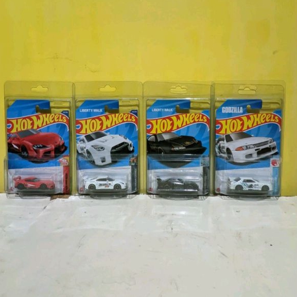 Jual Hotwheels Nissan Silvia S15 Liberty Walk, Nissan GT-R R35 Liberty ...