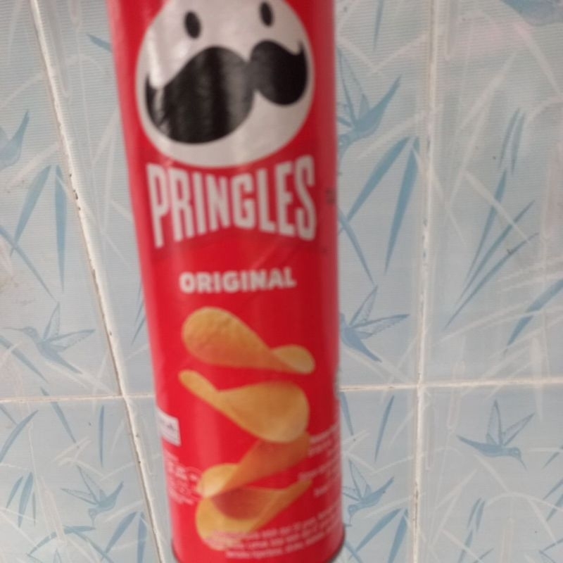 Jual Pringles Kripik Kentang Rasa Original Ukuran 107gr Shopee Indonesia