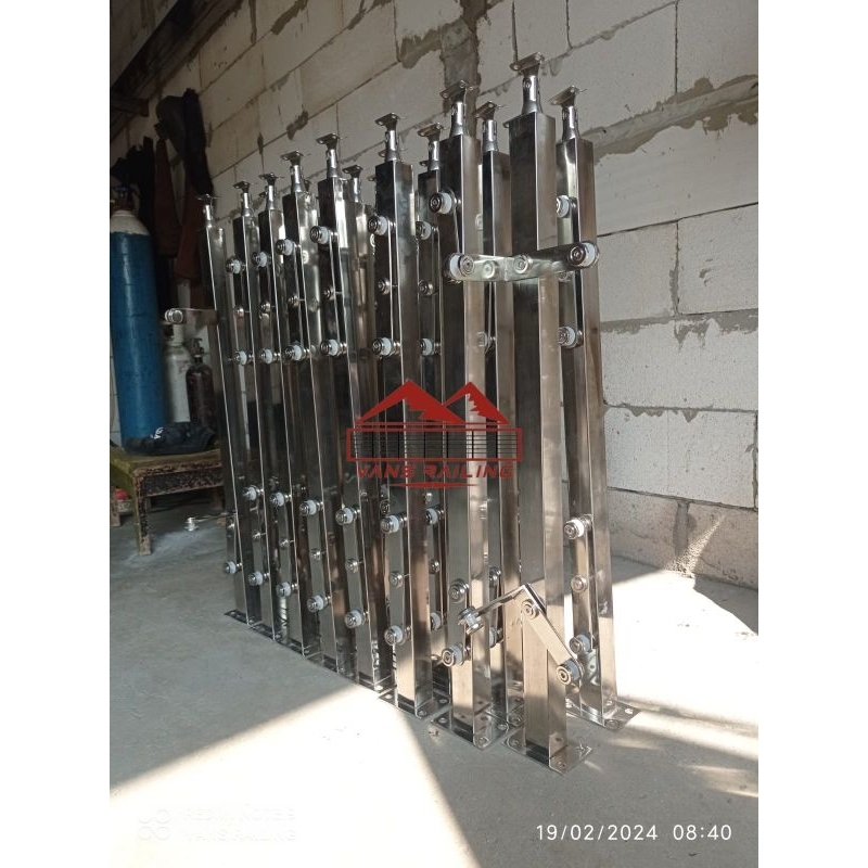 Jual TIANG HOLLOW RAILING TANGGA/BALKON KACA MINIMALIS STEINLESS SUS201 ...