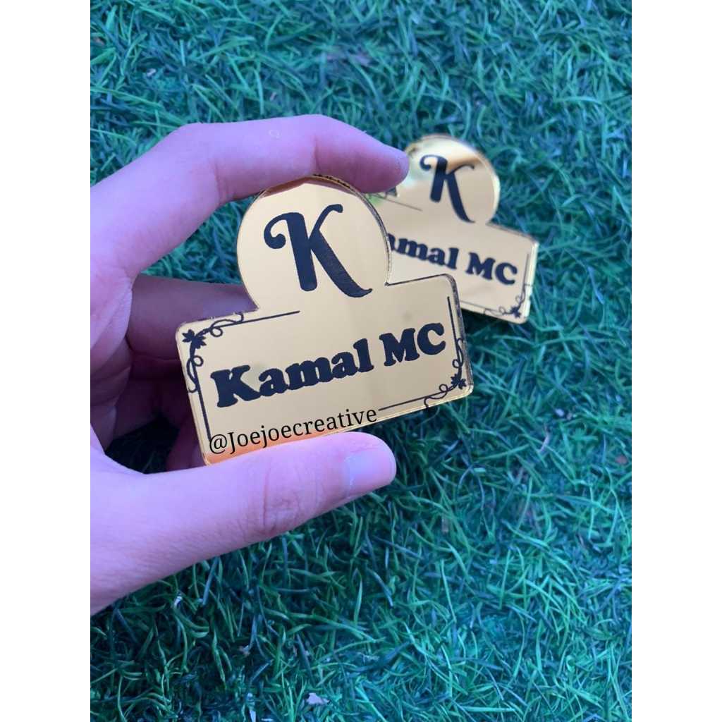 Jual name tag papan nama dada nametag sesuai request papan nama mc