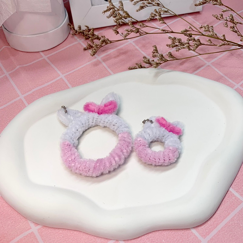 Jual Hello Kitty Keychain (Pipe Cleaner Keychain) Shopee Indonesia