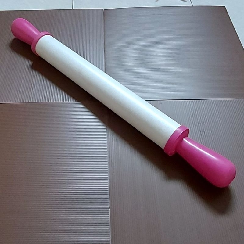 Jual Rolling pin plastik jumbo panjang 33cm tebal adonan 3mm (preloved