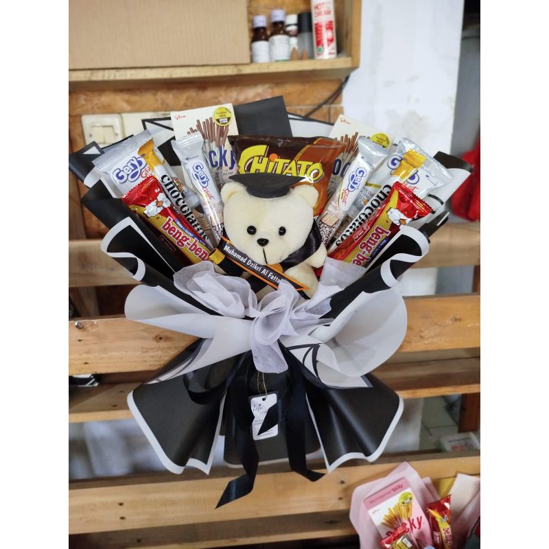Jual buket graduation doll | Shopee Indonesia