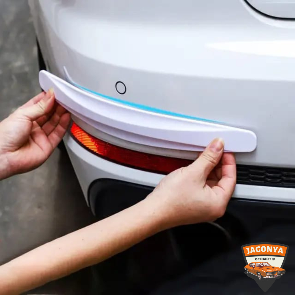 BUMPER GUARD CARBON PELINDUNG BEMPER MOBIL 1 SET ISI 2PCS DEPAN ATAU BELAKANG