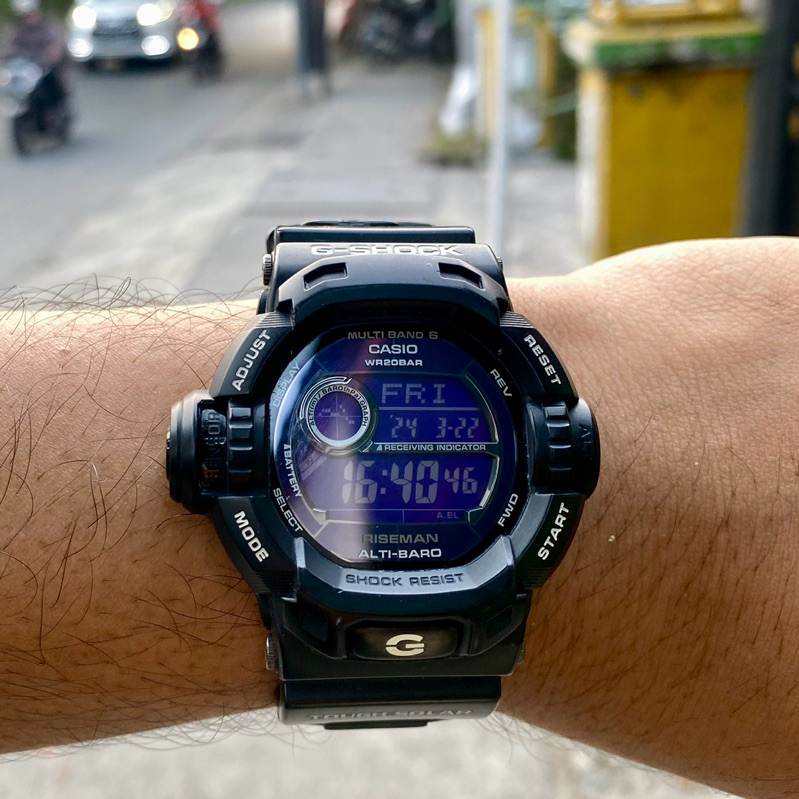 美品 G-SHOCK RISEMAN GW-9200BWJ マンチバンド6 美品 G-SHOCK RISEMAN GW-9200BWJ マンチバンド6（Jual Casio G