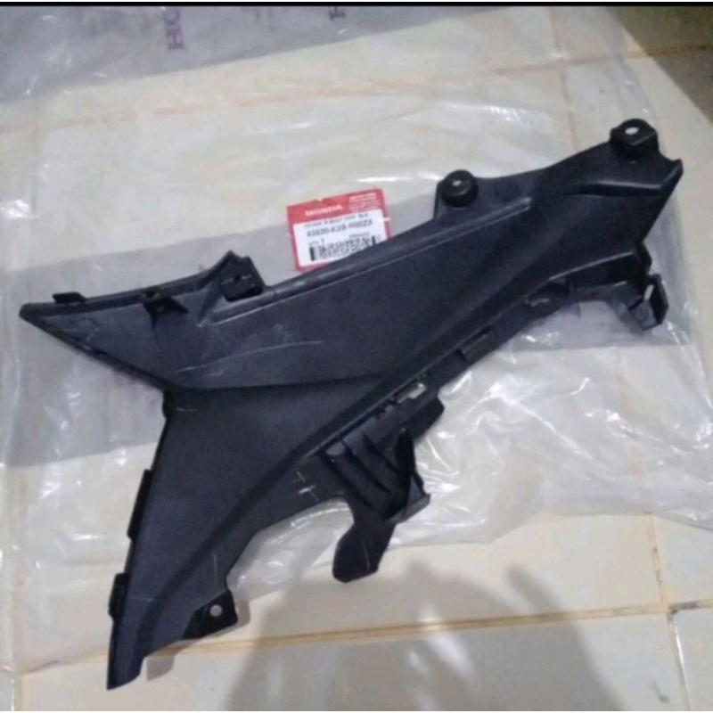 Jual cover bodi body samping kanan bawah jok cover R body side black ...