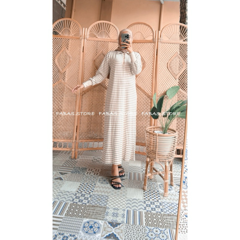 Jual OLifia dress knit Salur Premium / midi dress kekinian Motif Muslim / Dress  Knit Premium Kekinian | Shopee Indonesia
