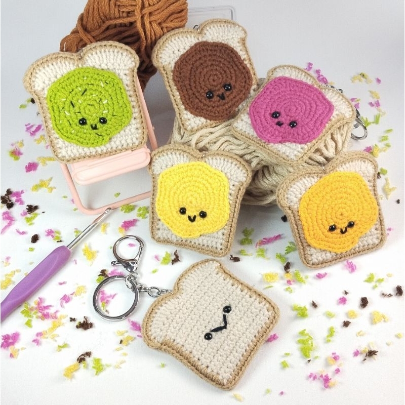 Jual Keychain Amigurumi Toast / Gantungan Kunci Roti Selai / Gantungan ...