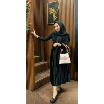 Aulia Rok Plisket Velvet Bludru Premium Pendek 7 8 100℅ Asli
