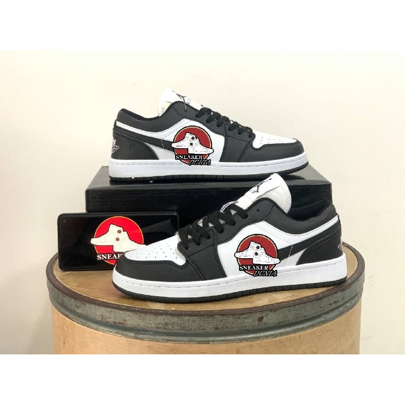 Jual BEST SELLER SEPATU NKK A1R J0RD4N PANDA HITAM PUTIH PANDA ABU ...