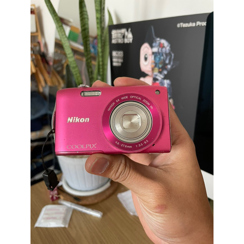 Amazon.com : Nikon COOLPIX S30 10.1 MP Digital Camera with 3x Zoom