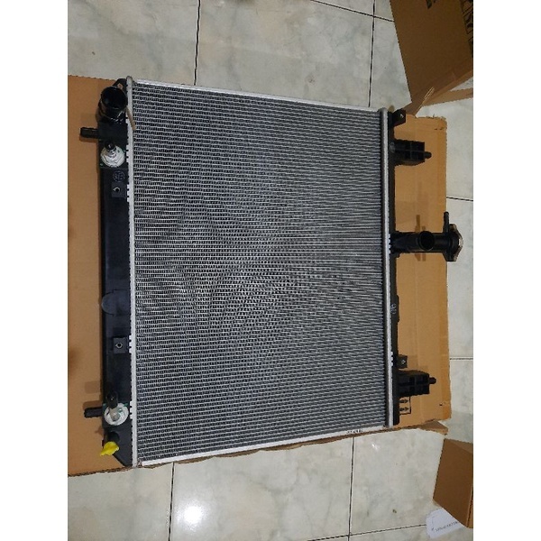 Jual Radiator Avanza Veloz 2012 - 2018 Matic Original | Shopee Indonesia
