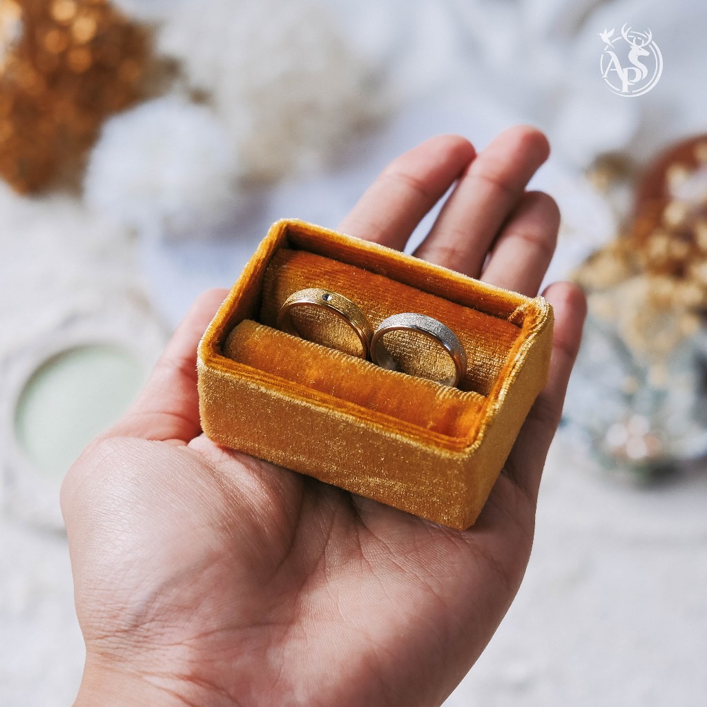 DUDUKAN CINCIN RINGBOX RING HOLDER GULUNG RING STAND TEMPAT CINCIN  SMALL Ukuran 6x2 cm