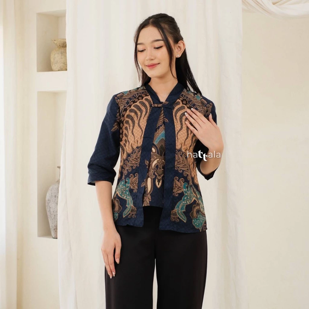 Gambar 6 Atasan Batik Wanita Katun Asli Hattala Blouse Bolero Kekinian Premium