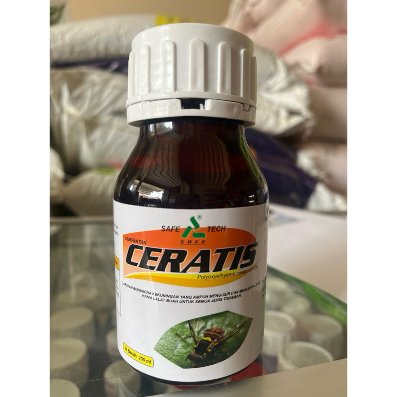 Jual Insektisida Pembasmi Lalat Buah Ceratis 250 ml | Shopee Indonesia