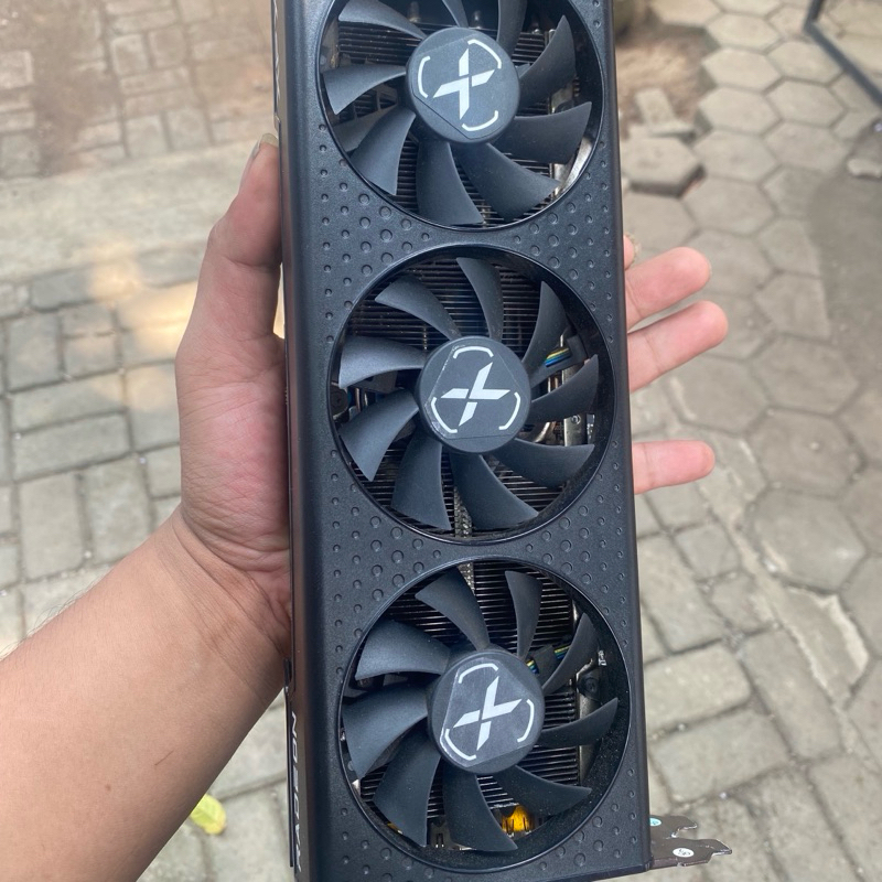 Jual VGA Card Triple Fan RX 6600 XT 8GB gddr6 QICK | Shopee Indonesia