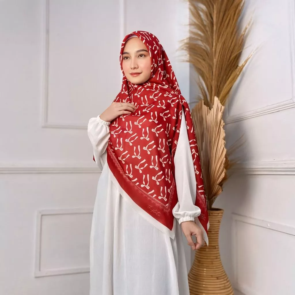 Elegant Coquette Hijab