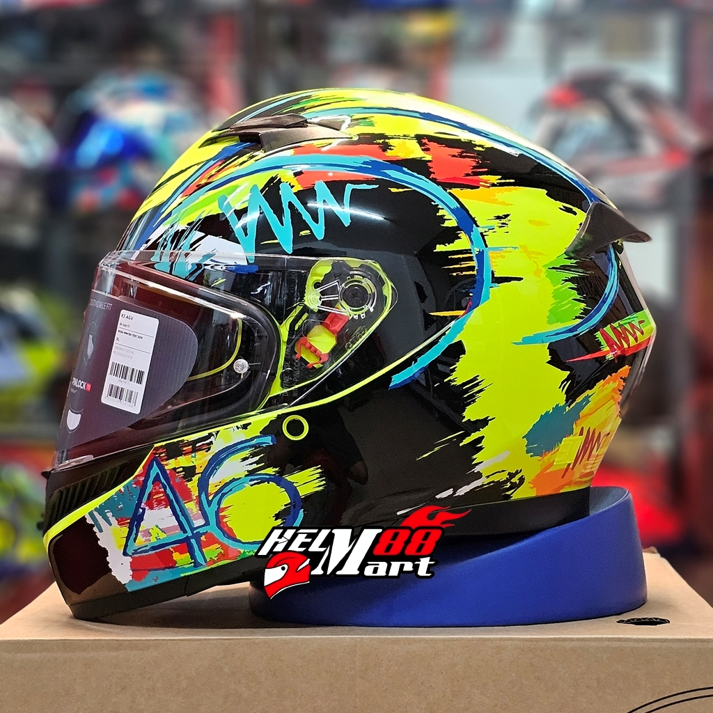 alpinestars sport bike helmets Youth SM3 Helmet Sheltersuit:' A wearable sleeping Taille:70L limited stock View all Alpinestars Helmets.