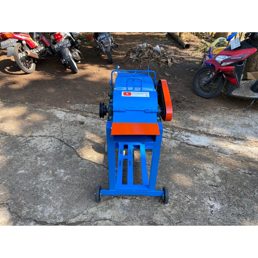 Jual Mini Chopper Mesin Pencacah Rumput Pakan BT 4500 Hanya Kerangka ...