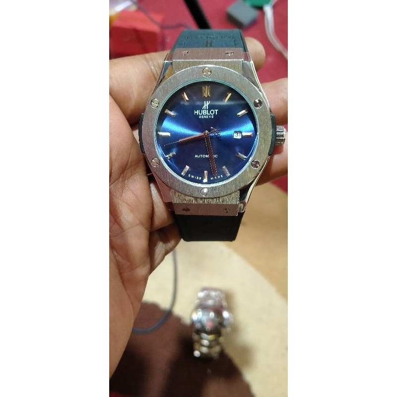Jual Jam tangan H blot automatic blue dial mulus akurat nominus