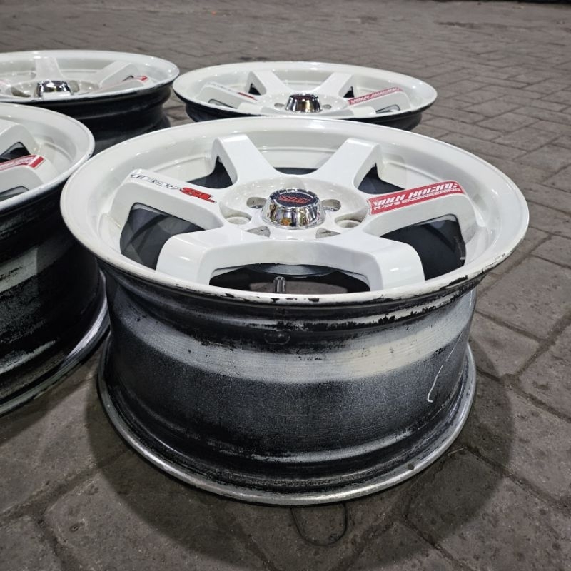 Jual Velg R15 Volk Racing Te37 for Brio Mobilio Avanza Xenia Livina ...