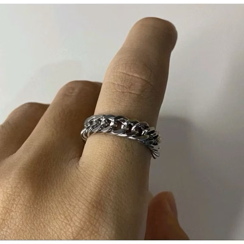 Jual Cincin Rantai Silver Pria Wanita Bahan Titanium Anti Karat ...