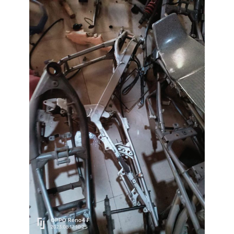 Jual rangka ninja R dan swing arm | Shopee Indonesia