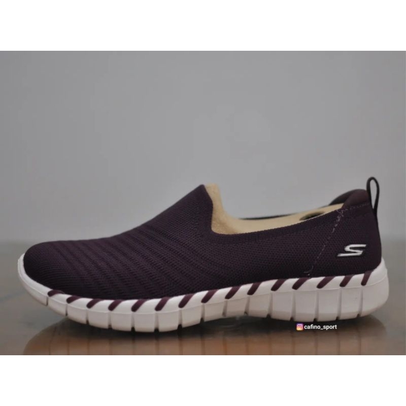 Skechers go on sale walk 2 harga