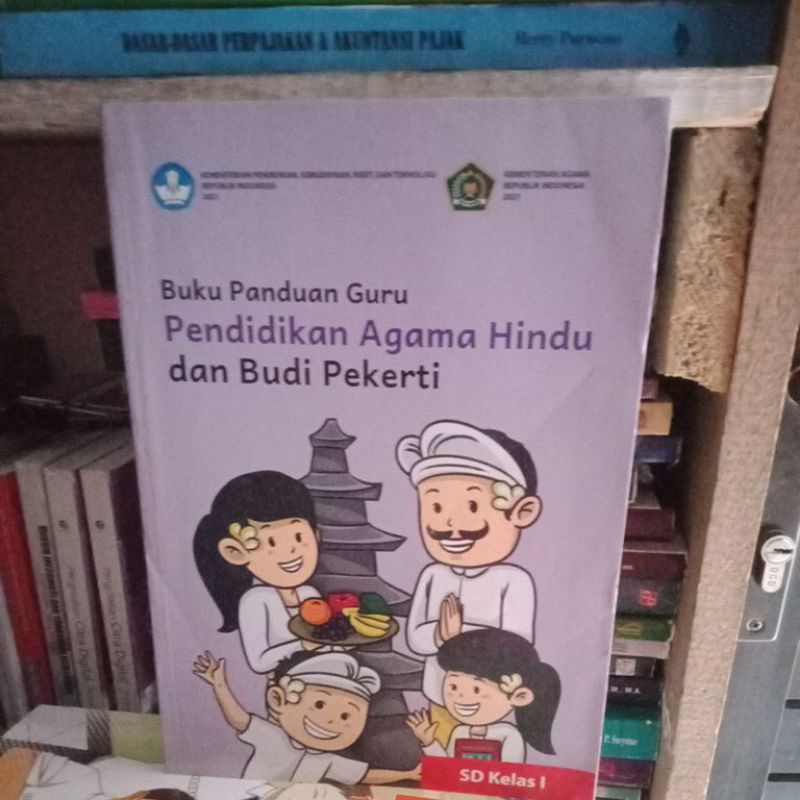 Jual buku panduan guru pendidikan agama Hindu dan budi pekerti kelas 1 ...