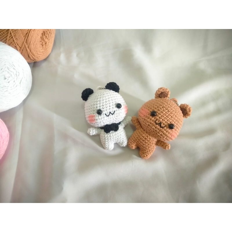 Jual Amigurumi boneka rajut bubududu panda gantungan kunci | Shopee ...
