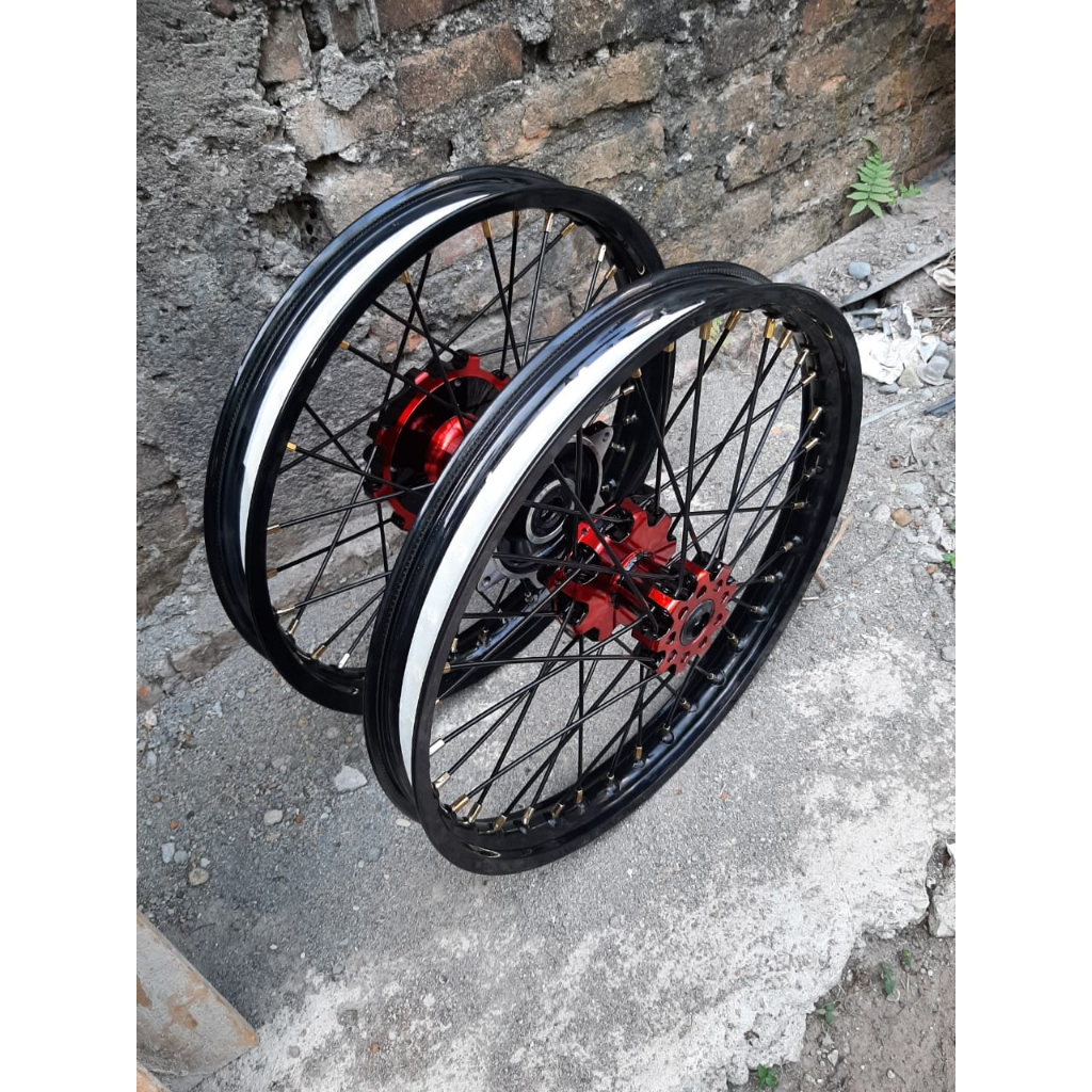 Jual Velk Set Cacing CRF 150 L Ring 17 Velg Set Herex CRF Ukur 140 160 ...