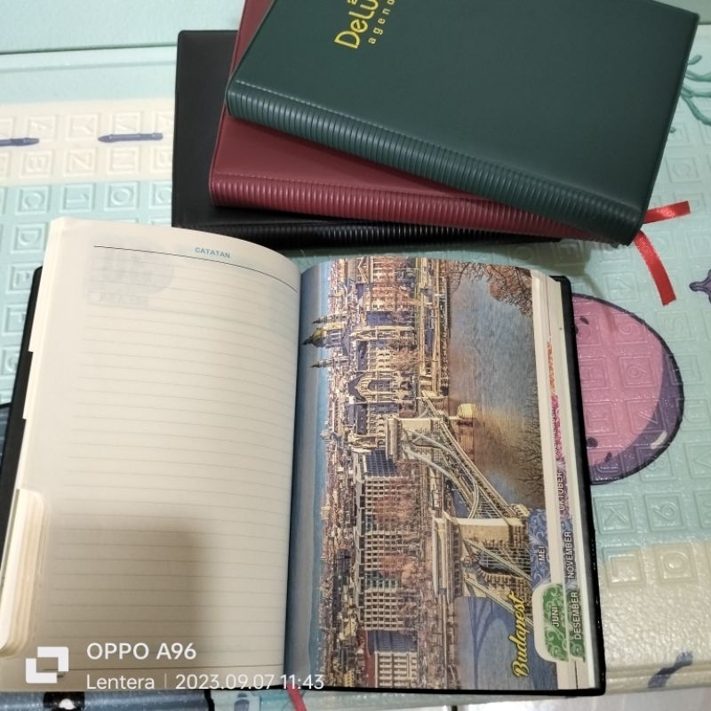 Jual BUKU AGENDA DELUXE TAHUN 2024 | Shopee Indonesia