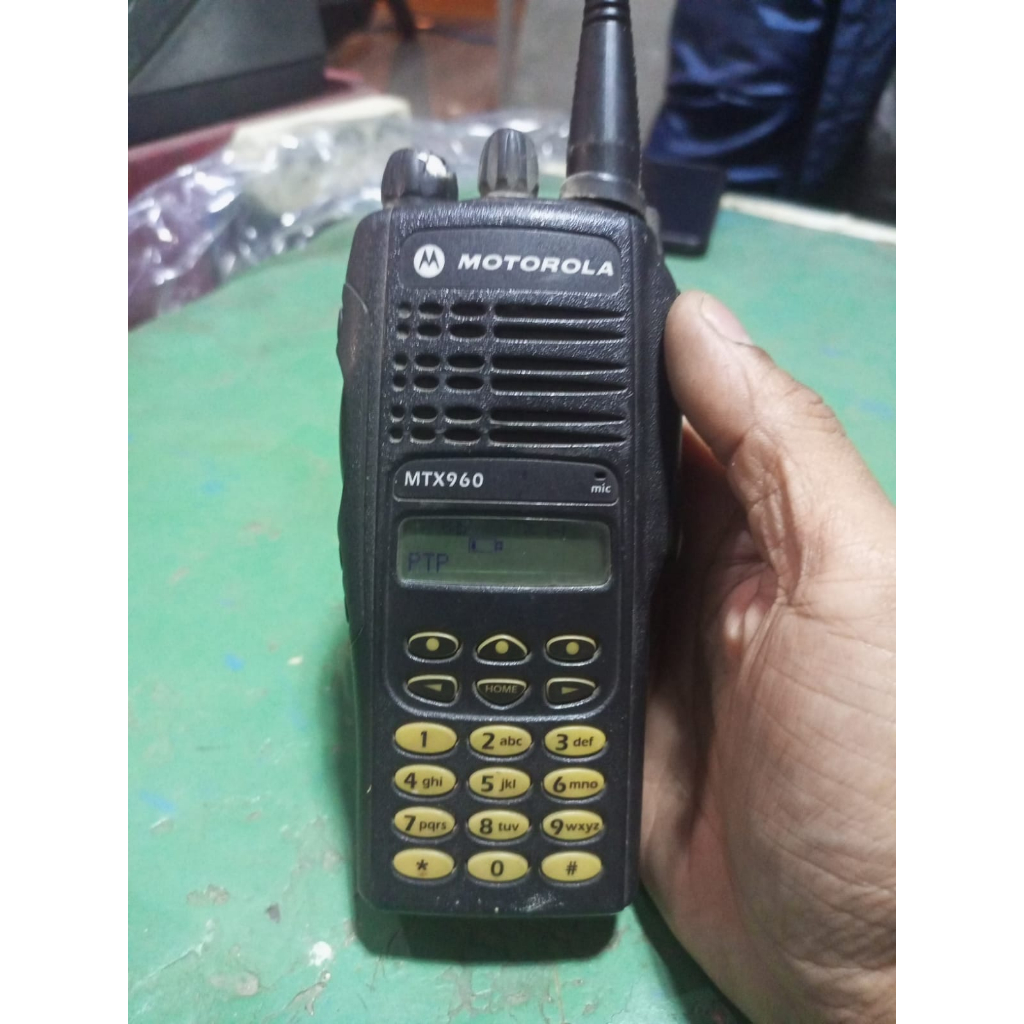 Jual Ht Motorola Mtx960 Trunking Sistem 800 Mhz Fisik Lumayan Mulus Aman Software Sama Dengan