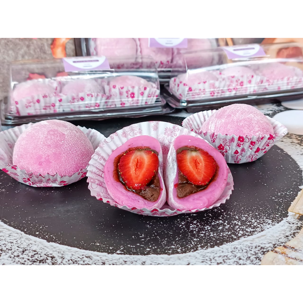 Jual Raja Mochi Stroberi Daifuku Mochi Strawbarry | Shopee Indonesia