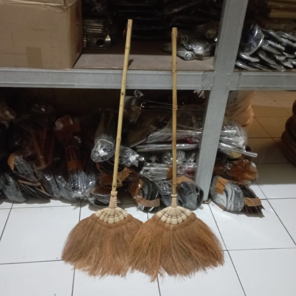 Jual Sapu Ancoy Sapu Tepes Sapu Gagang Bambu Sapu Serbaguna Shopee Indonesia