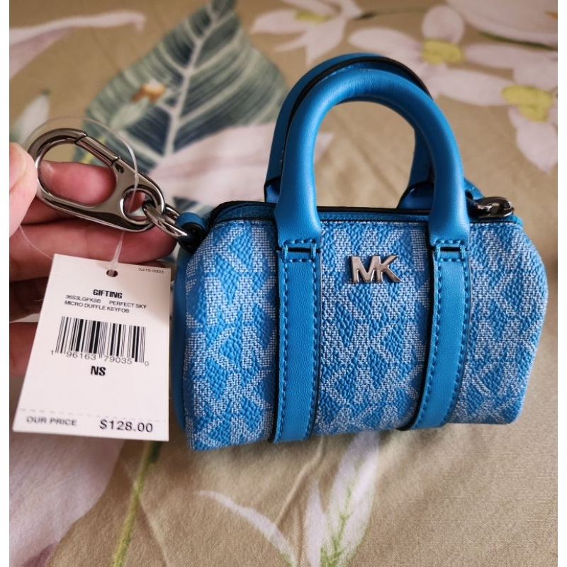 Micheal Kors Micro Duffle Keyfob Palm Green New w. Tags & in Box  #michealkors #michealkorsbag #dufflebag #keyfob #keychains #shopmycloset  #poshmarkcloset #poshmarkclosets #poshmarksellers 