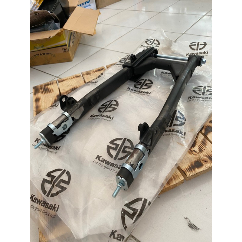 Jual Arm W Pnp Cb Gl Glpro Swing Arm W Original Shopee Indonesia