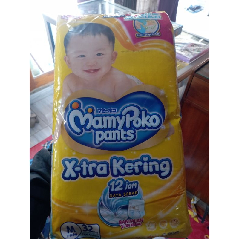 Jual Pampers mamy poko pants celana S M L isi 32pcs Shopee Indonesia