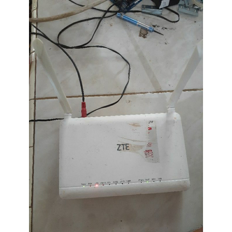 Jual Router ZTE ZXHN F670L | Shopee Indonesia