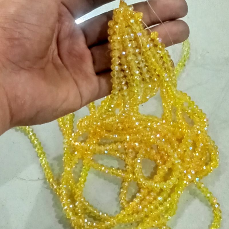 Jual Mote manik kristal bakpau 6 mm warna kuning harga untuk hitungan ...