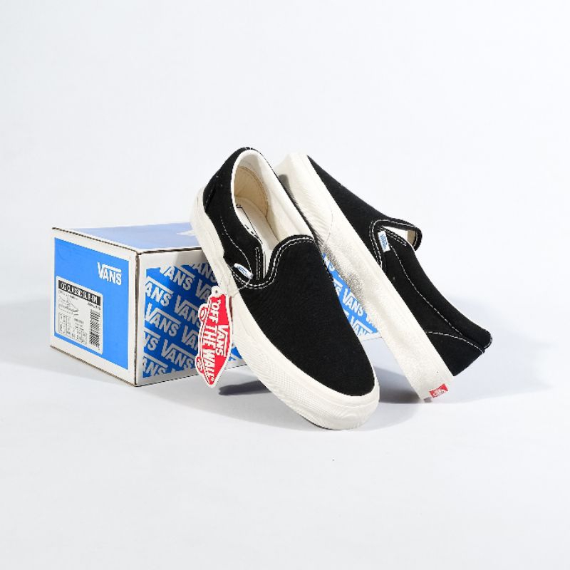 Jual VANS SLIP ON OG BLACK WHITE Shopee Indonesia