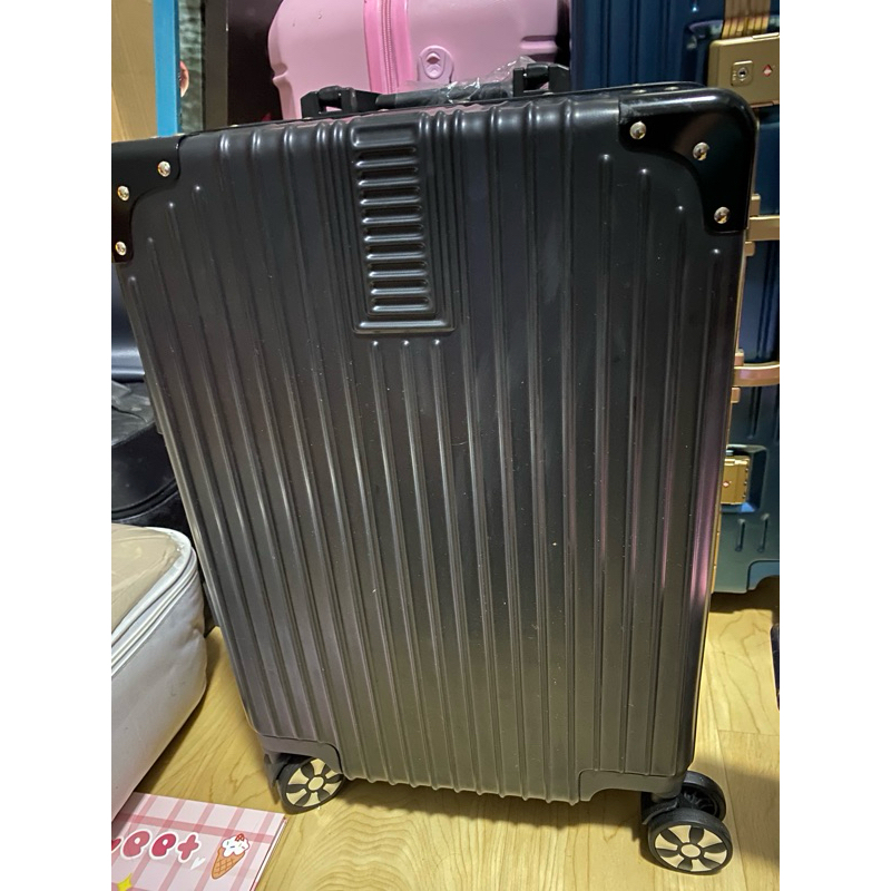 Jual [ PRELOVED] Koper 20 inch for cabin international lock aliminium ...